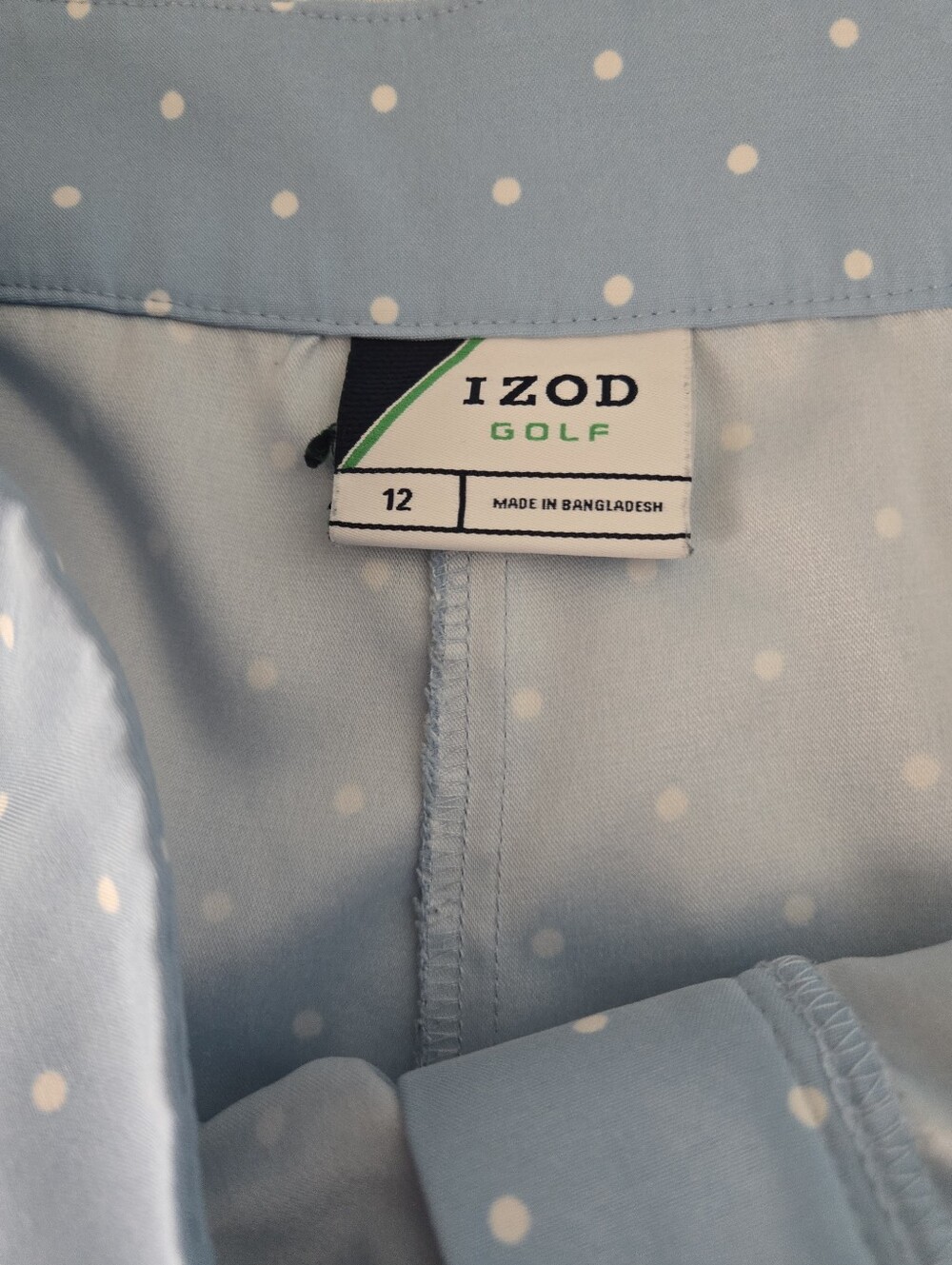 Izod Golf Light Blue & White Ladies Bermuda Golf Shorts Lightweight Size 12 - Picture 9 of 9
